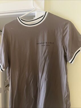 Kenneth Cole New York Taupe Short-Sleeve Ringer Tee with Black & White Trim